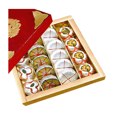 send Assorted sweets of 15 varieties to solapur